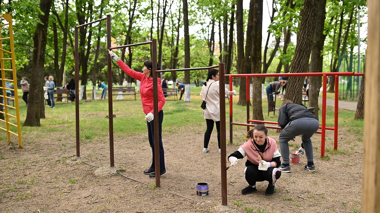В ходе общегородского субботника в Прикубанском округе наведён порядок по 31 адресу