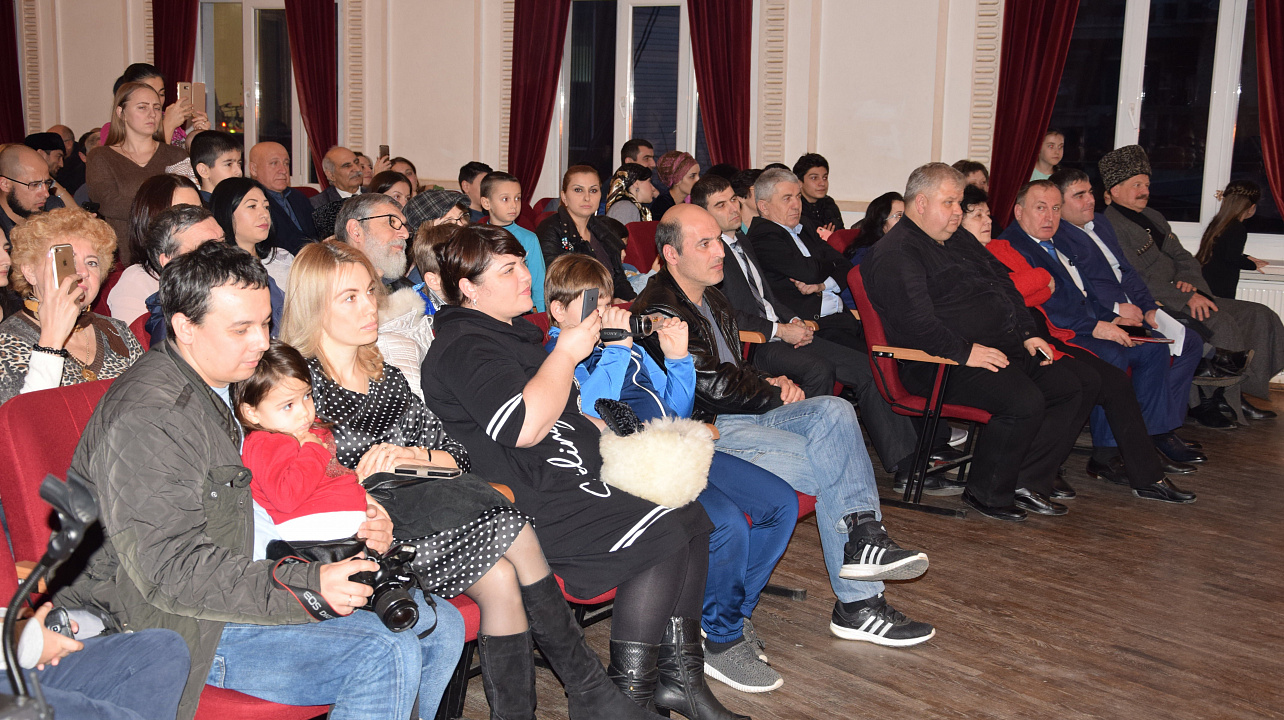 В Краснодаре состоялось мероприятие, посвящённое 97-летию со дня образования Дагестанской автономной республики (2).JPG