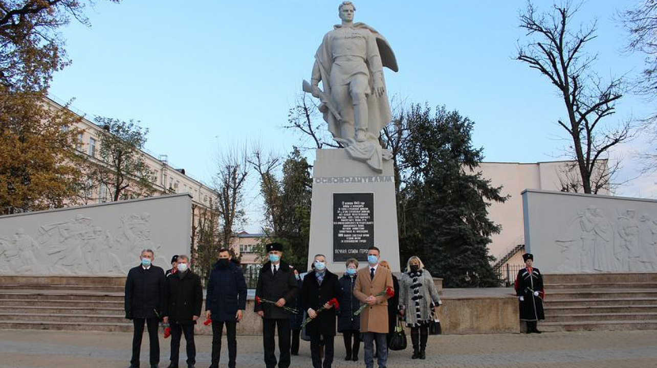 В День Неизвестного солдата в Центральном округе прошло памятное мероприятие