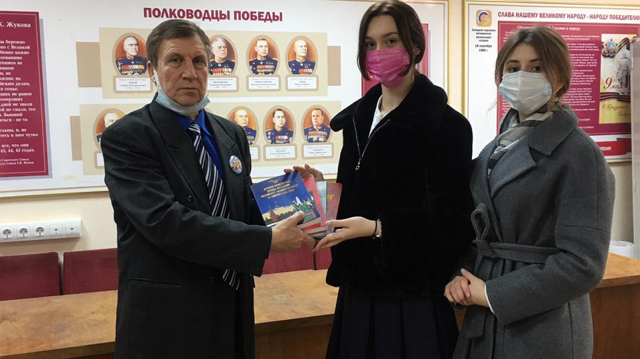 В день освобождения Ленинграда от фашистской блокады Совет ветеранов Западного внутригородского округа посетил  (8).jpg