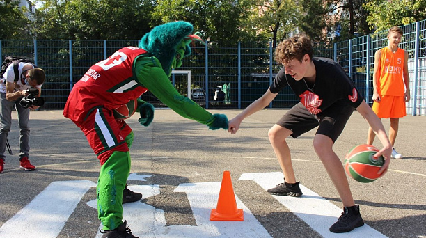 В Краснодаре стартовала акция «Спортсмены нашего двора»