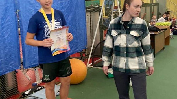 Юные казаки приняли участие в силовых соревнованиях