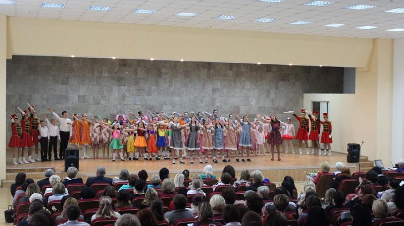 В администрации Центрального округа состоялся торжественный прием учителей