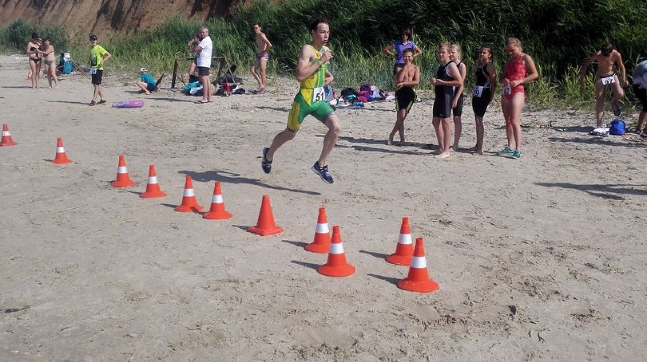 Триатлонисты Спортивной школы олимпийского резерва № 3 завоевали 7 медалей на чемпионате и первенстве Края