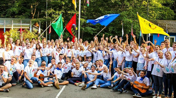 Краснодарская «Дубрава» принимает веселых и находчивых