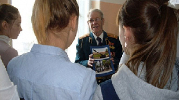 Учащиеся прикубанской школы №45 помогают ветеранам