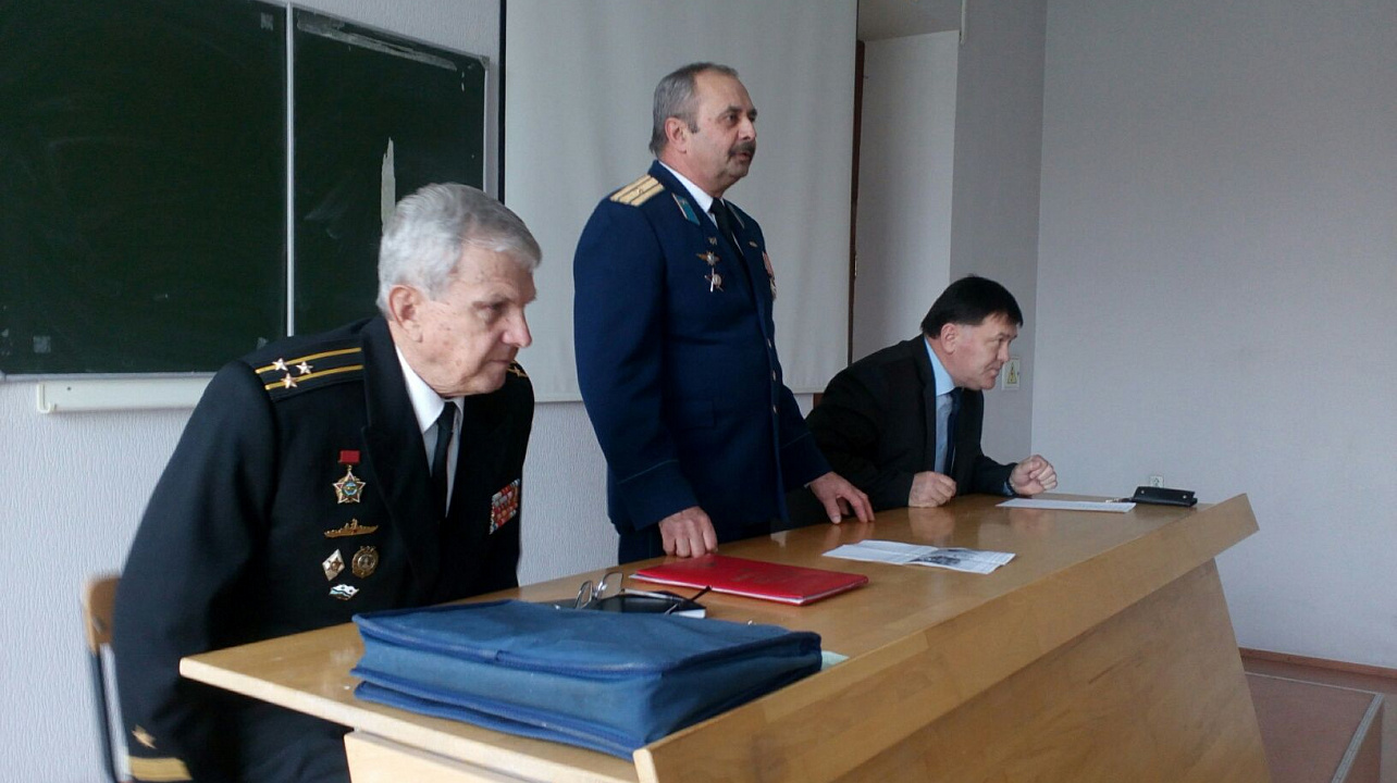 Воины-интернационалисты провели Урок мужества для студентов университета физкультуры