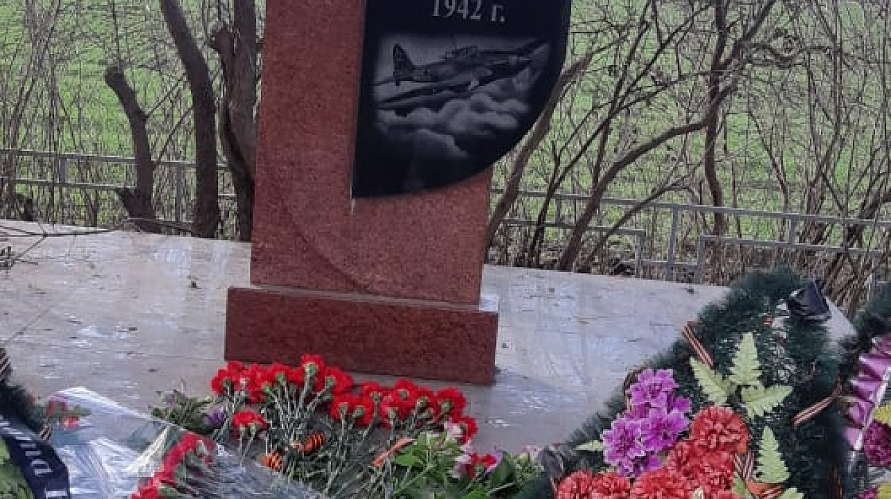 В Прикубанском округе у всех памятников героям Великой Отечественной войны прошли памятные мероприятия и возложение цветов