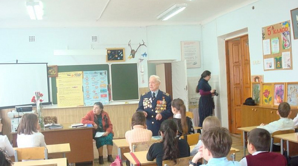 В школах Центрального округа идут уроки патриотизма