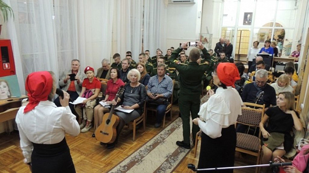 Библиотека им. Н. А. Некрасова в Западном округе приняла участие в «Ночи искусств-2018»