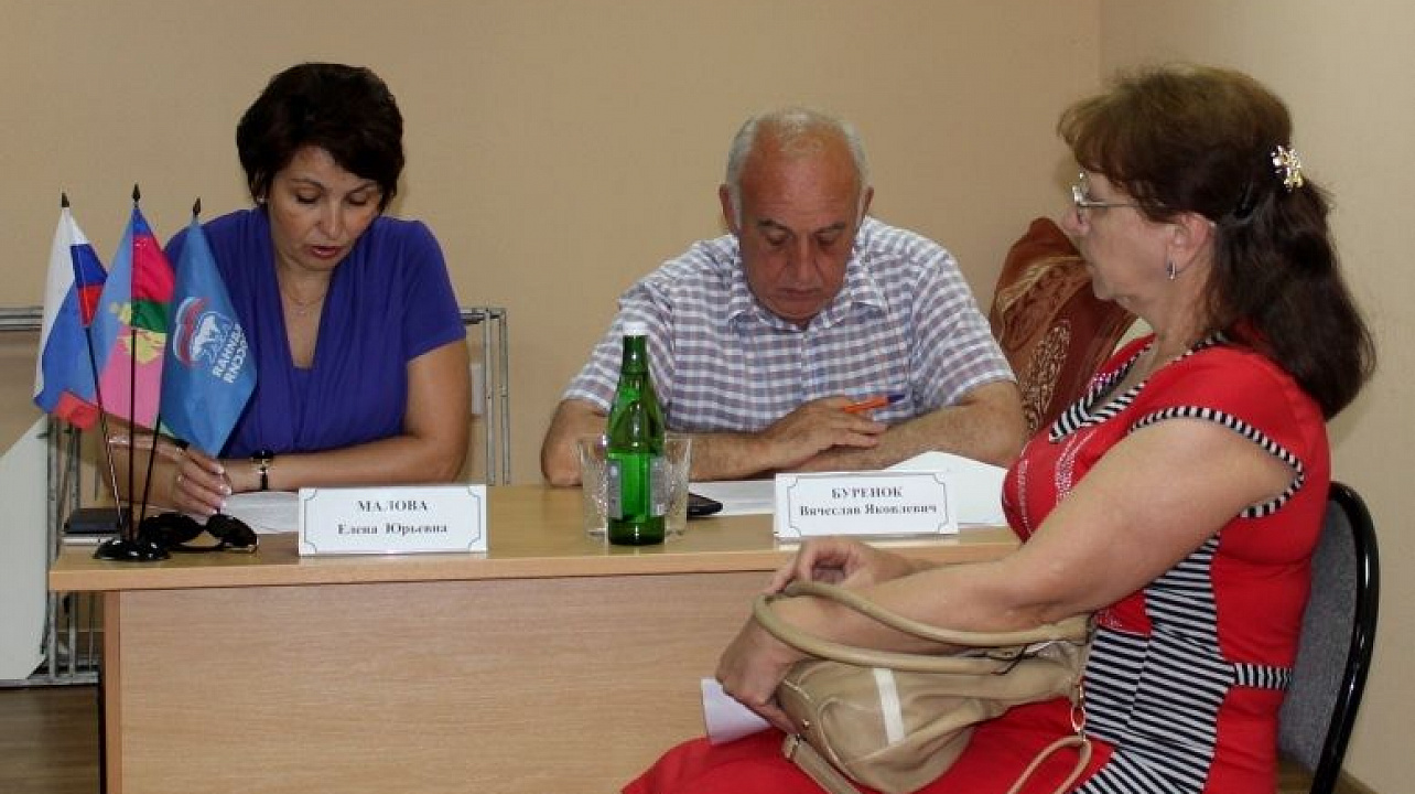 Глава администрации Центрального округа Елена Малова провела прием с руководителями органов ТОС