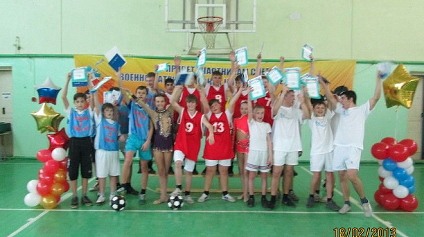 В школе № 30 Центрального округа прошел спортивный праздник