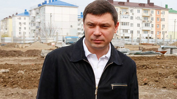 Глава Краснодара совершил рабочий объезд площадок строительства новых школ и детских садов