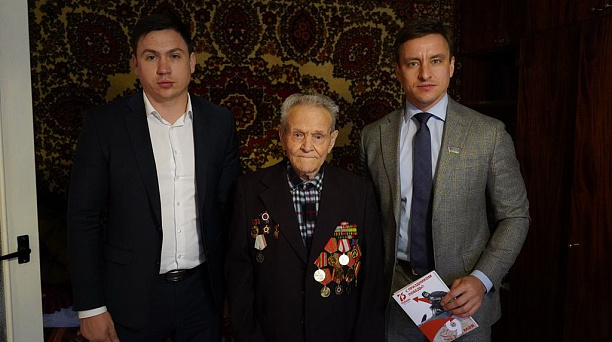 Ветеранов Великой Отечественной войны, проживающих в Западном округе, поздравили депутаты ЗСК