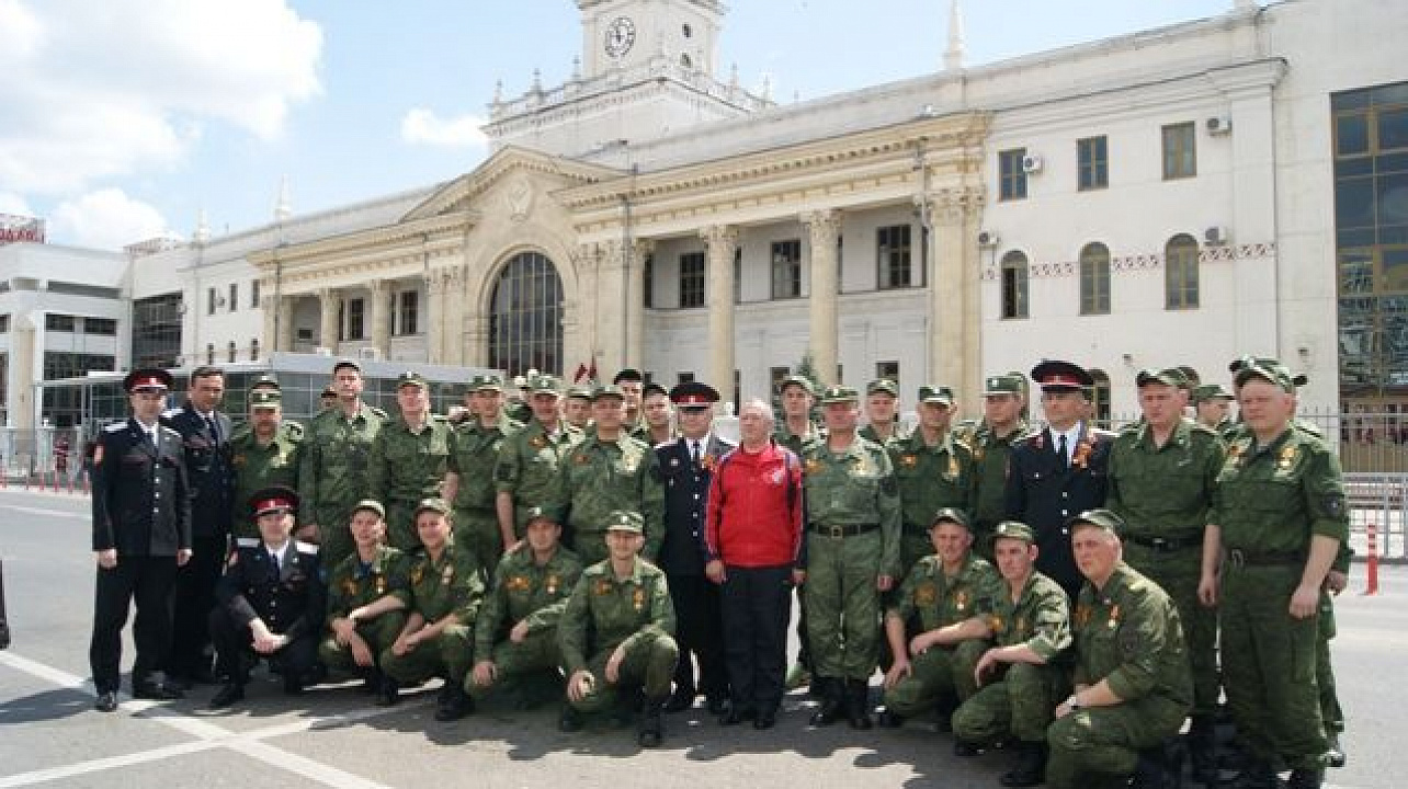 Атаман встретил казаков-участников парада Победы