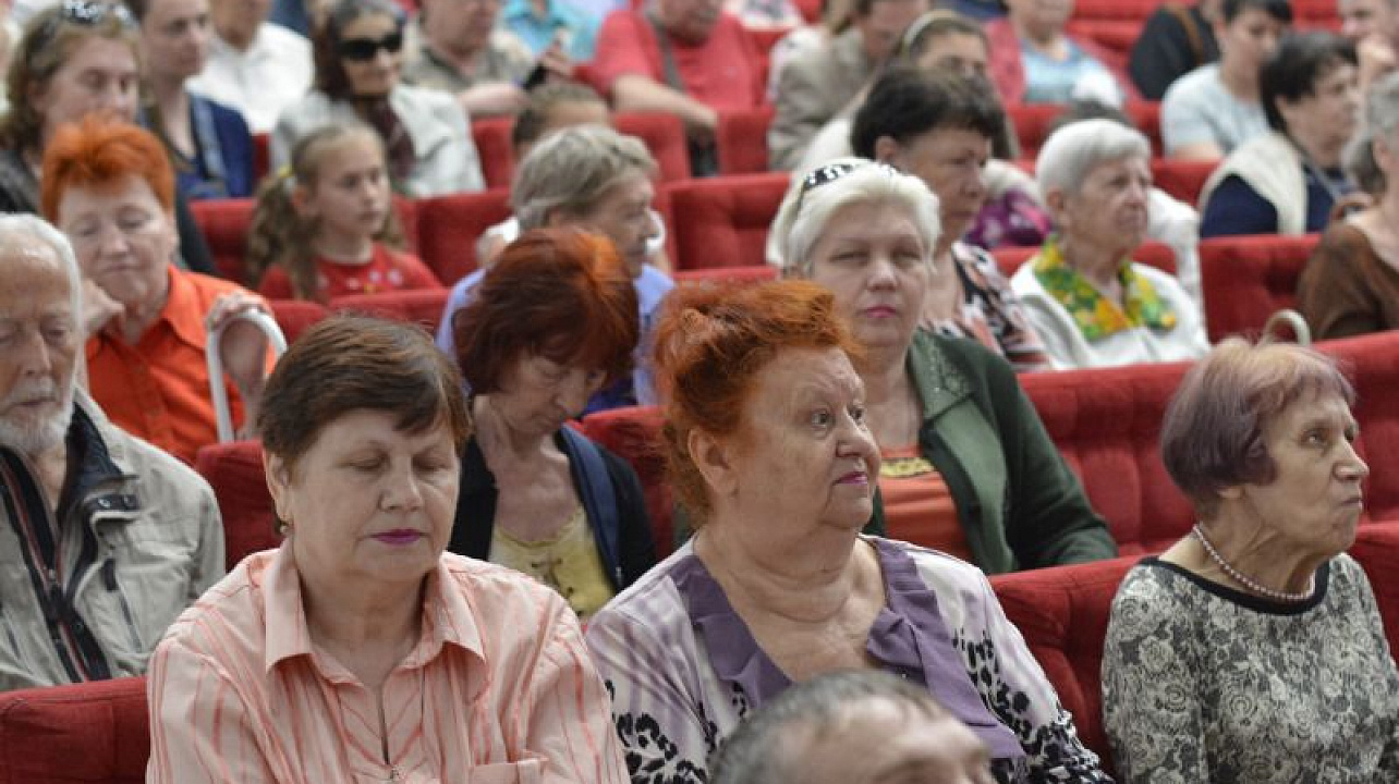 Концерт «Исповедь солдатского сердца» прошел в ДК ВОС.jpg