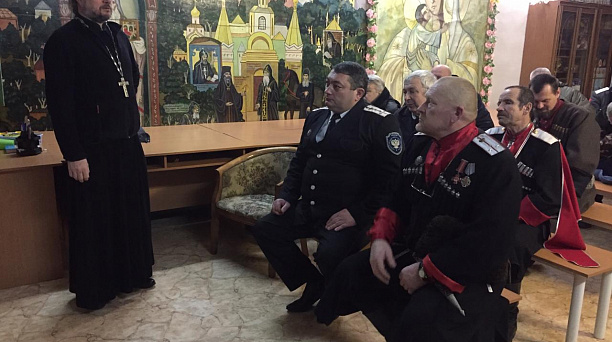 Ученики школы № 60 приняли участие в казачьем сходе