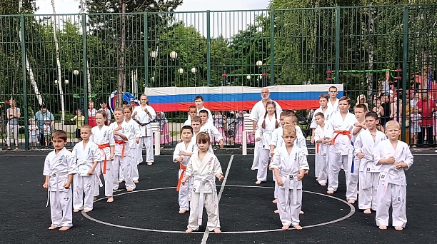 В хуторе Ленина ярко отметили День России