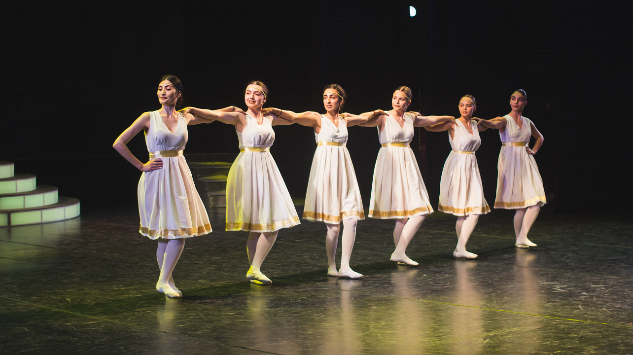 Центр национальных культур принял участие в мероприятиях, приуроченных ко Дню России (10).jpg