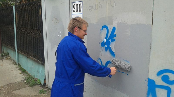 Молодежь Центрального округа пришла на помощь коммунальным службам