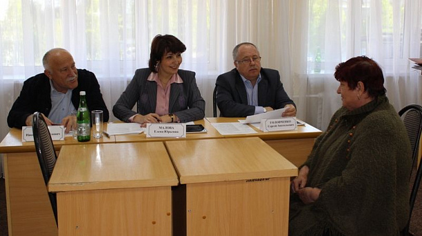 Глава администрации Центрального округа Елена Малова провела прием руководителей органов ТОС