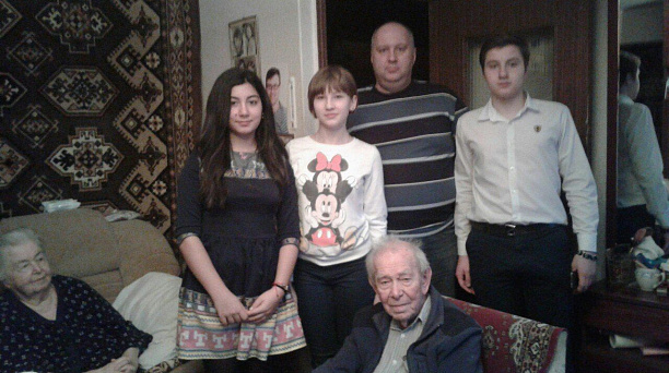 Школьники Западного округа провели акцию «Забота»