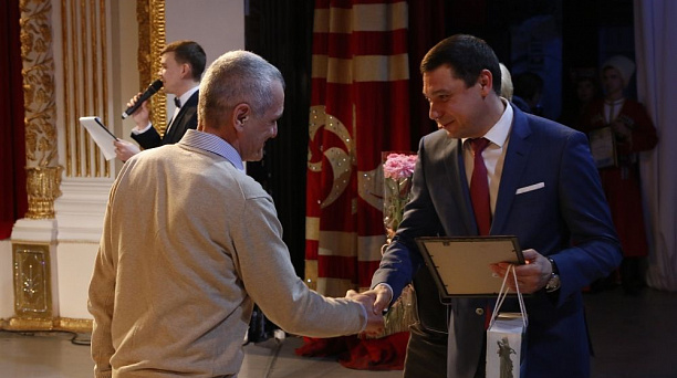 Глава Краснодара поздравил работников ЖКХ с профессиональным праздником