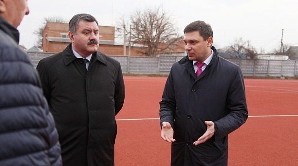 Плюс стадион к спортивной инфраструктуре Краснодара: на базе 88 гимназии организуют дополнительные тренировки