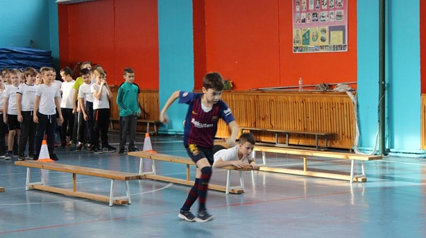 В лицее № 4 прошла спортивная эстафета «Быстрее, выше, сильнее»