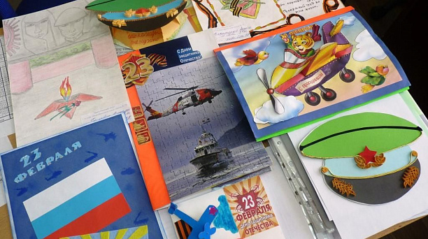 В прикубанской школе №76 проходит фестиваль поздравительных открыток к Дню защитника Отечества