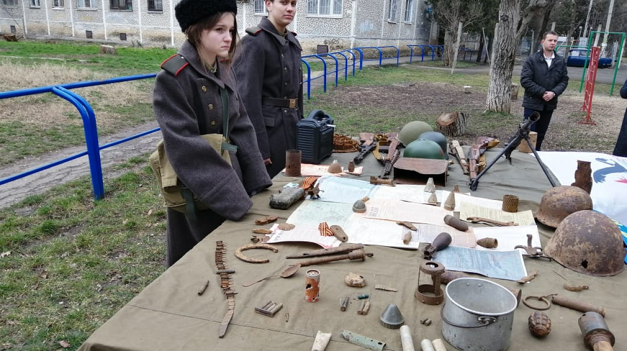 В микрорайоне Фестивальном общественники провели военно-тактическую игру «Сыны Победы»