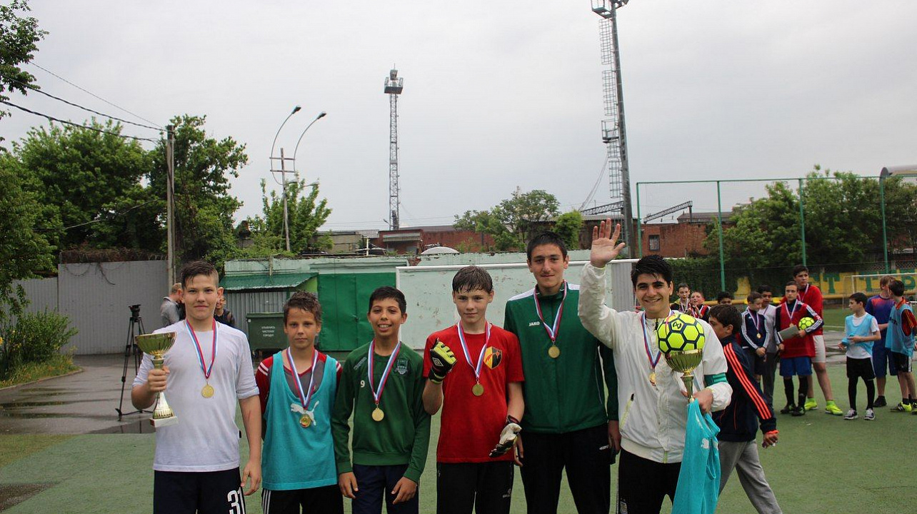 В Краснодаре завершился весенний турнир по мини-футболу среди дворовых команд