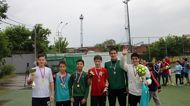 В Краснодаре завершился весенний турнир по мини-футболу среди дворовых команд