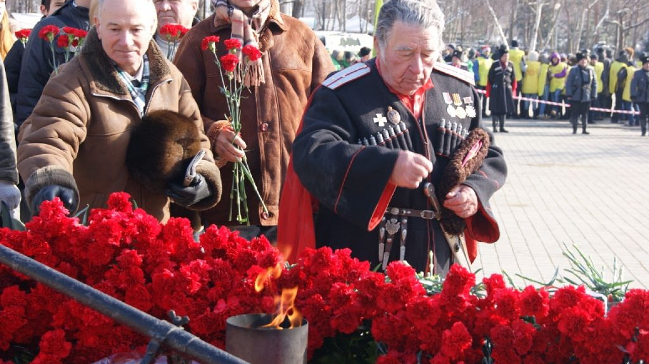 Казаки приняли участие в торжественном открытии месячника оборонно-массовой и военно-патриотической работы