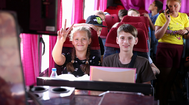 Более 200 детей из Харьковской области едут в лагерь пос. Кабардинка
