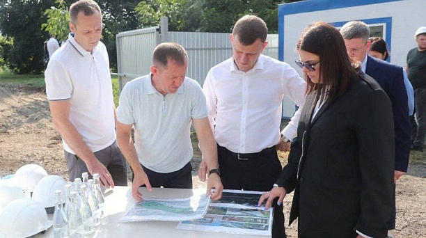 До конца сентября в Комсомольском микрорайоне построят инклюзивную игровую площадку