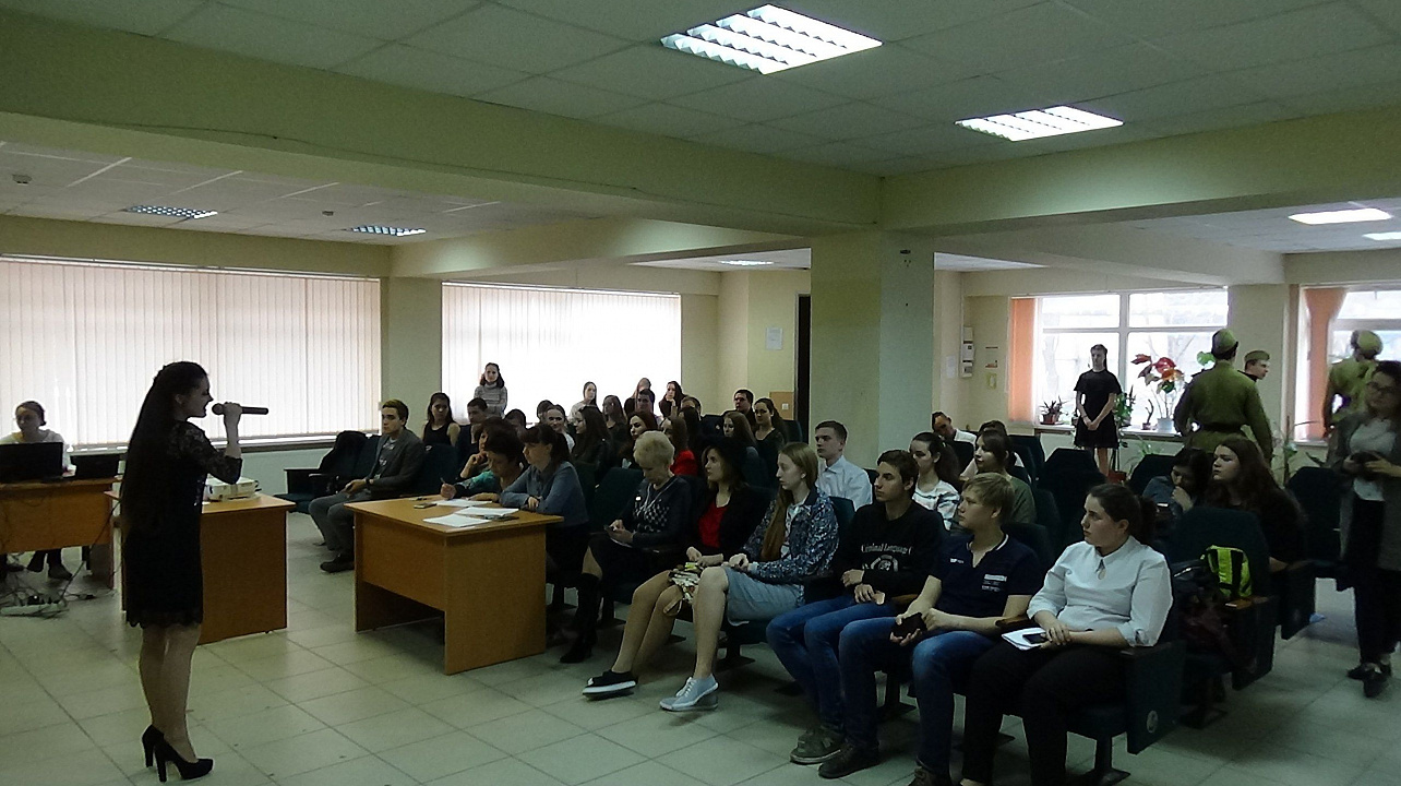 В Прикубанском округе прошел литературный вечер «И в сердце каждого живет весна»