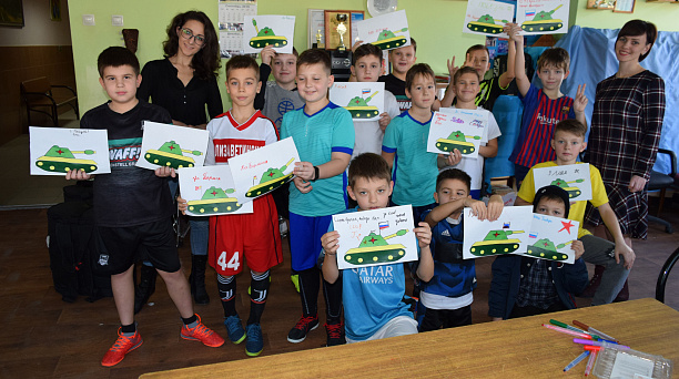 В Елизаветинской прошел мастер-класс по декоративно-прикладному искусству «Танк Победы!»