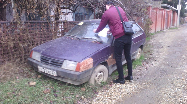 В Западном округе продолжается мониторинг брошенного автотранспорта