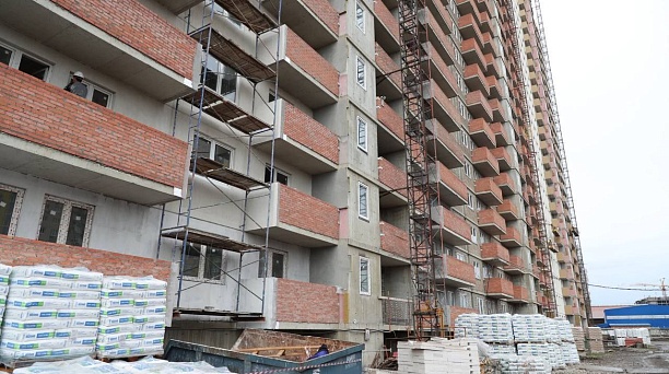 Проблемный ЖК «На Магистральной» готов на 90%