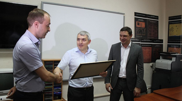 Евгений Первышов поблагодарил сотрудников следственного комитета и общественных помощников за раскрытие серии резонансных преступлений в Краснодаре