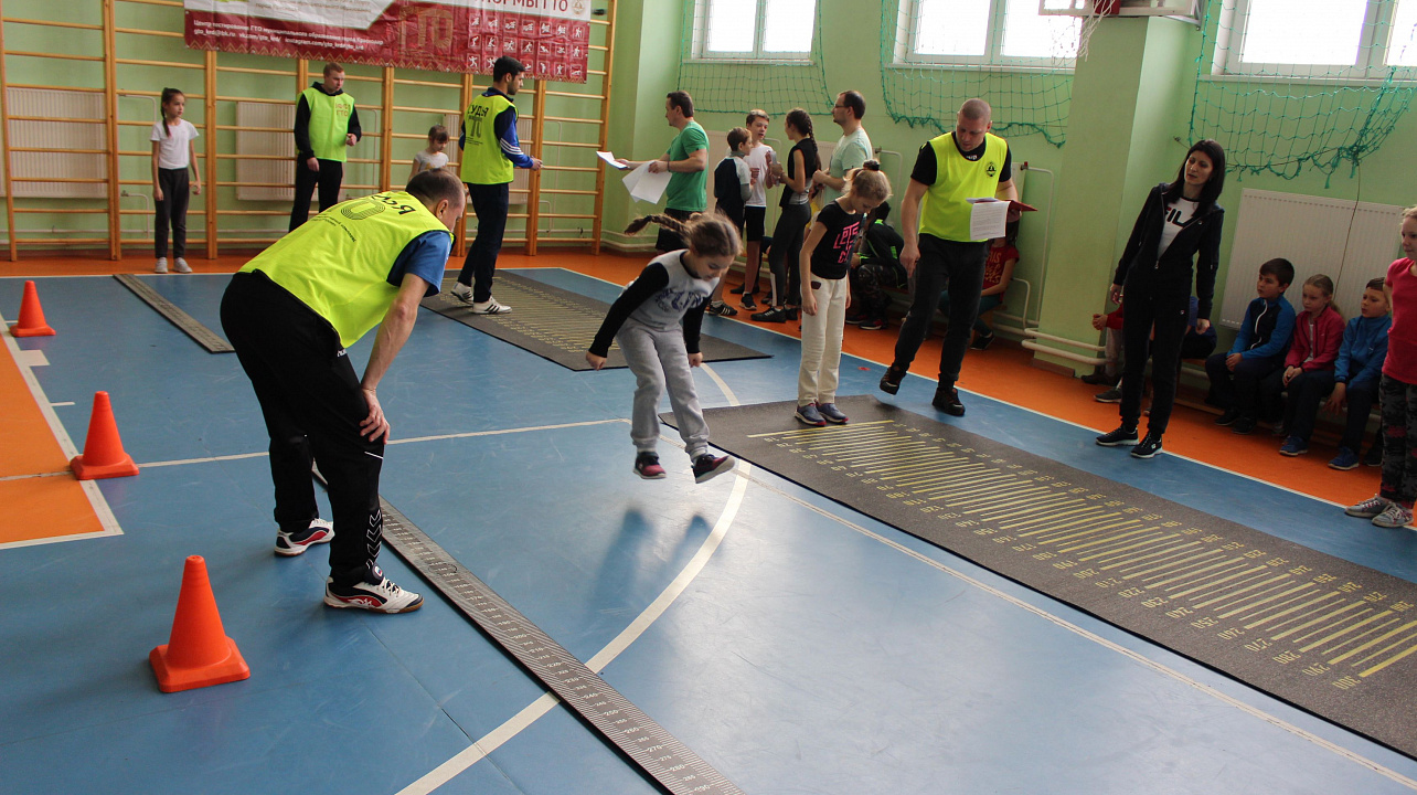 Жители ЖК «Немецкая деревня» начали выполнять нормативы ГТО