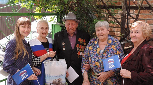 Ветерану ВОВ Михаилу Сергеевичу Петряеву исполнилось 90 лет