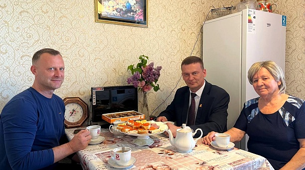 Память сердца: в Пашковском сельском округе поздравили героев военного поколения