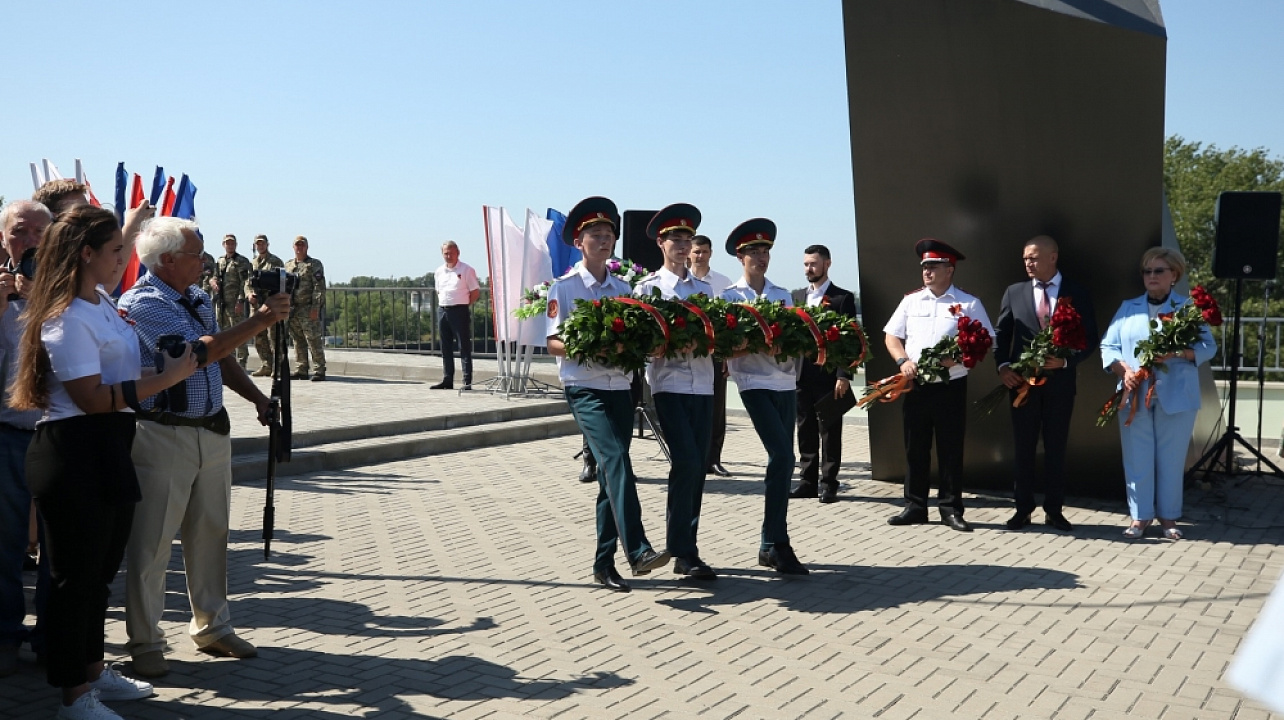 В Краснодаре почтили память защитников Пашковской переправы