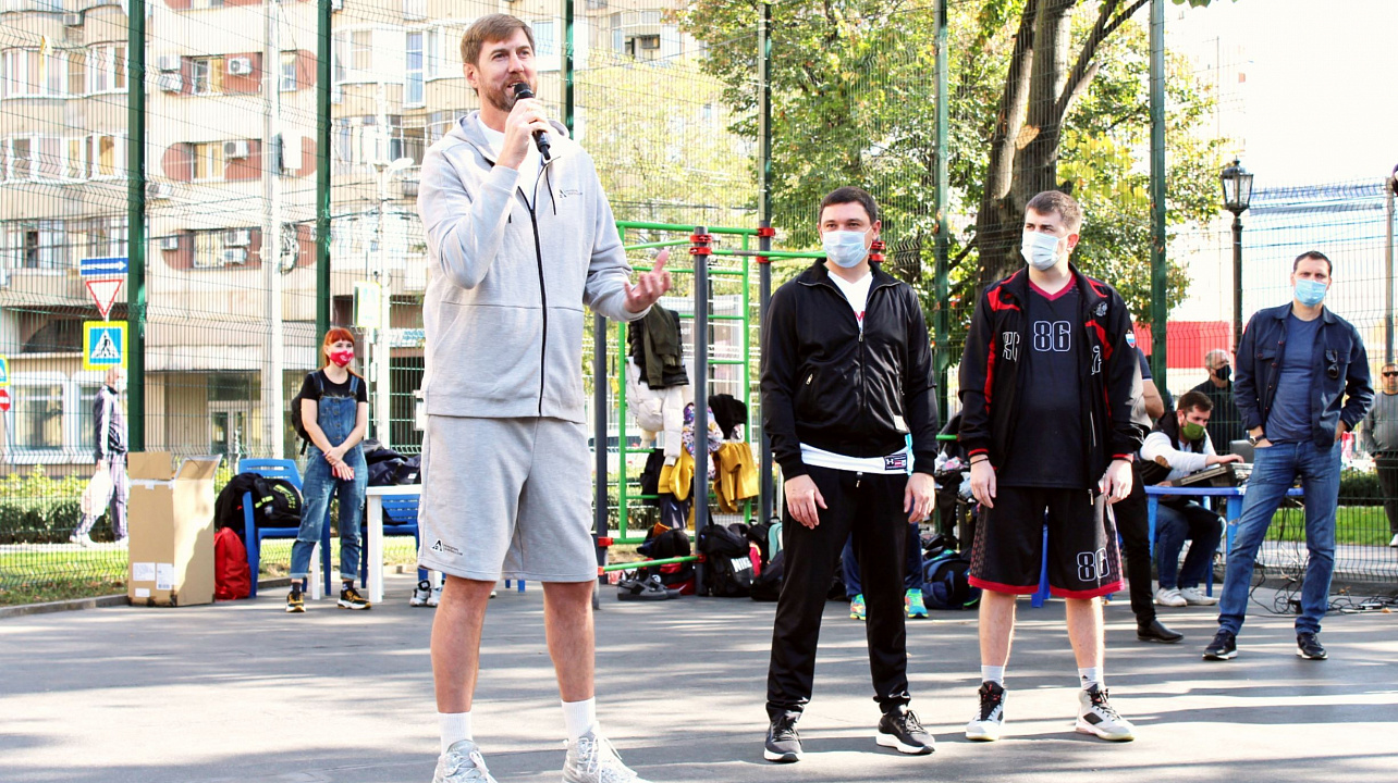 В Западном округе провели мастер-класс по баскетболу в рамках акции Спортсмены нашего двора___.jpg