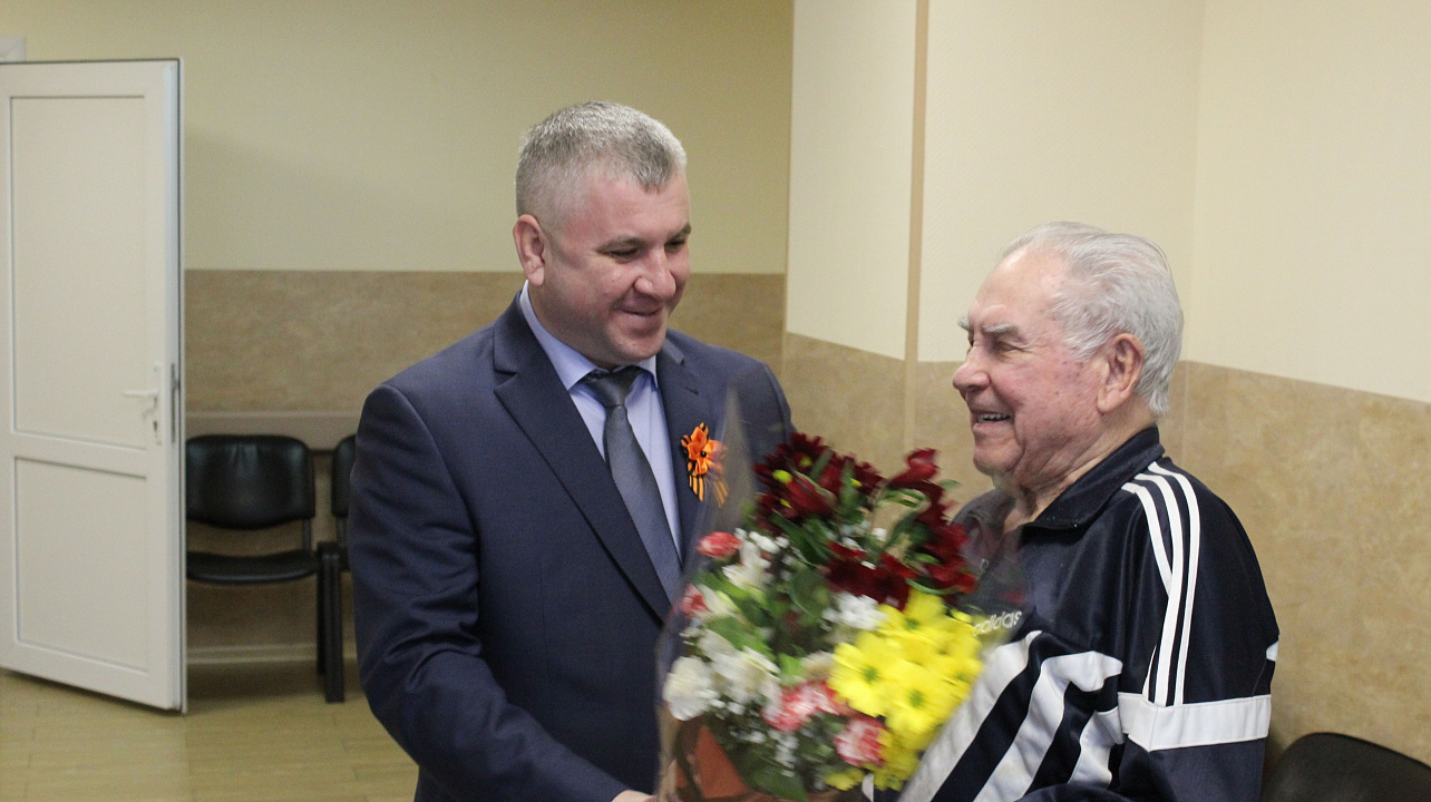 В Западном округе чествовали Почетного гражданина города Краснодара Дмитрия Никитовича Шлыкова