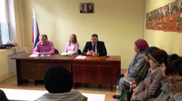 В Славянском микрорайоне активистам ТОСов разъяснили вопросы по страхованию жилых помещений