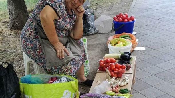 В Западном округе продолжается работа по пресечению «стихийной торговли»