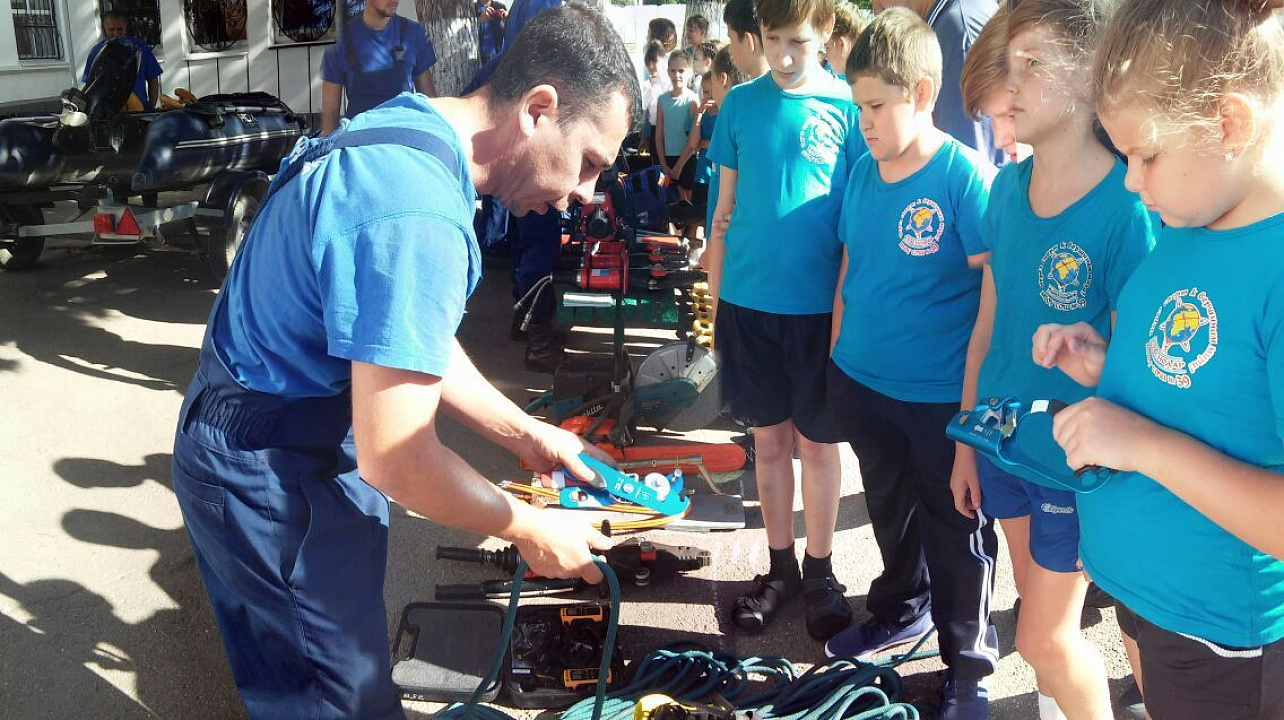 В школе Западного округа провели день безопасности